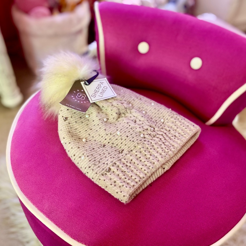 NWT Gem and Pearl Encrusted Pom Pom White Fur Toboggan Hat Women’s Knit Beanie - Picture 2 of 3